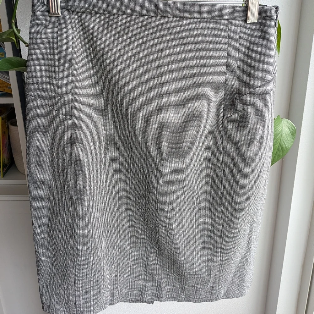 Express Design Studio Grey Textured Pencil Skirt - Size 4 - Y2K Office Chic